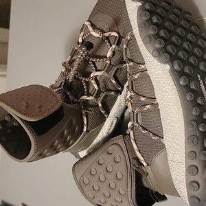 Under armour HOVR summit fat tire cuff shoes unisex M9 W10.5 new without tags